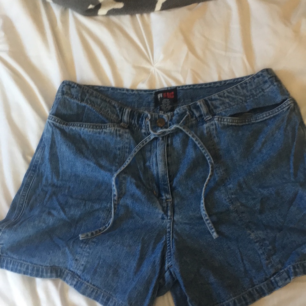 New York and company shorts